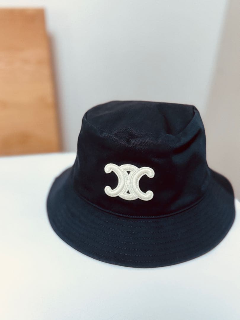 【さぴさん専用】セリーヌ　バケットハット　トリオンフ　Lサイズ　ほぼ未使用