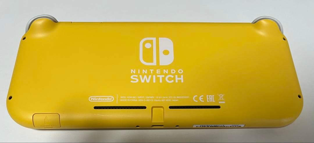 Nintendo Switch Lite イエロー 純正充電器 ケース付き