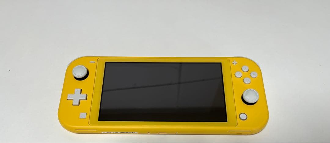 Nintendo Switch Lite イエロー 純正充電器 ケース付き