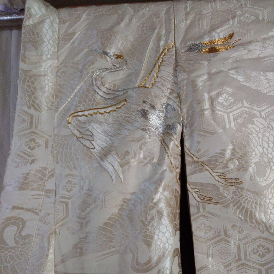 白地に総鶴柄の打ち掛け、着物打掛含む