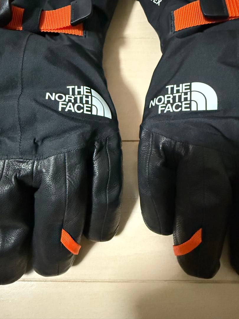 ノースフェイス　スノーグローブ Sサイズ ゴアテックス