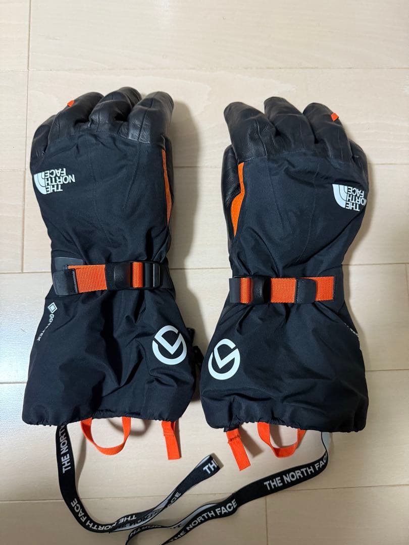 ノースフェイス　スノーグローブ Sサイズ ゴアテックス
