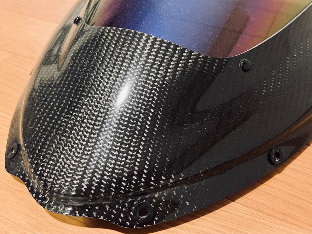 MV AGUSTA F4 750マジカルレーシング カーボントリム付きスクリーン