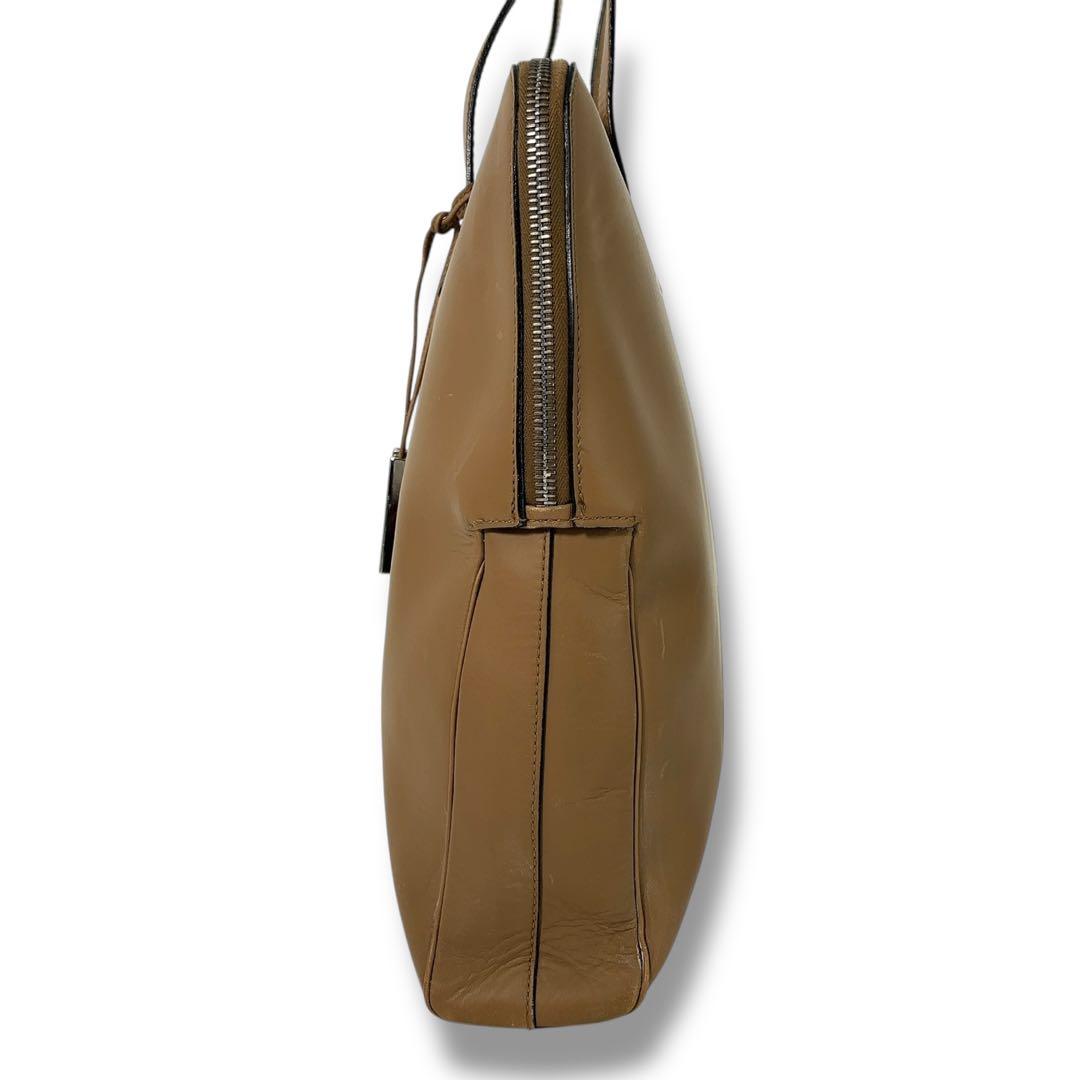 【美品】BALLY バリー　トートバック　レザー　金具　ロゴ　A4収納　肩掛け