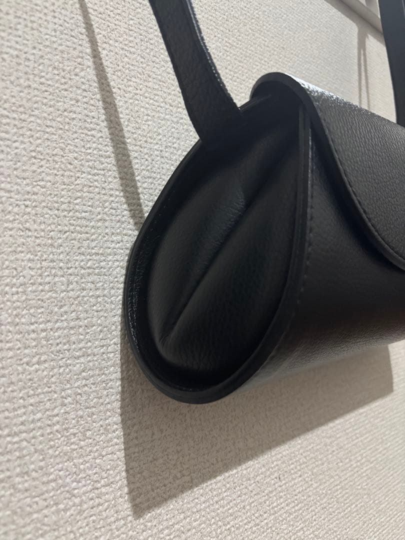 お値下げ！オウレンティ　ショルダーバッグ