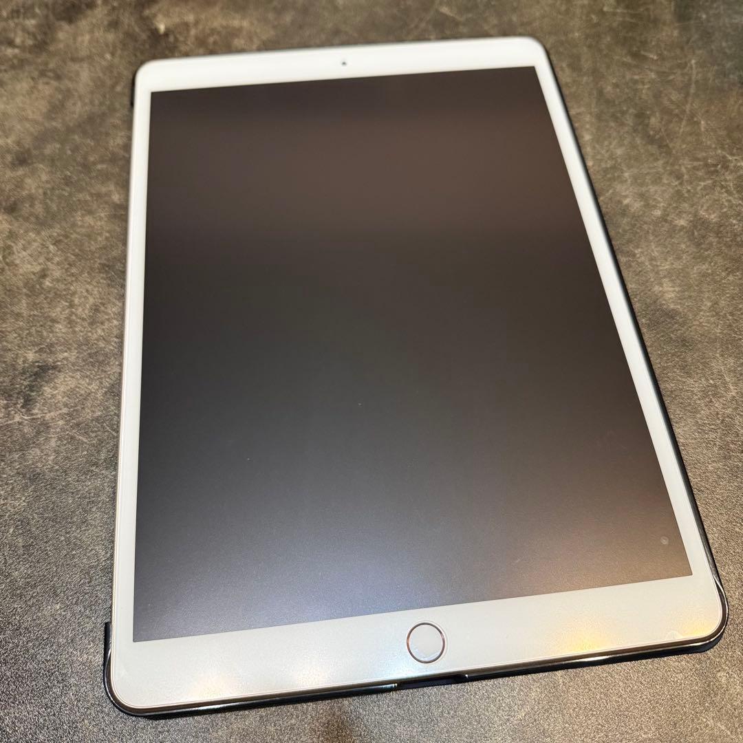 iPad Air 10.5インチ 第3世代 Wi-Fi 256GB GOLD