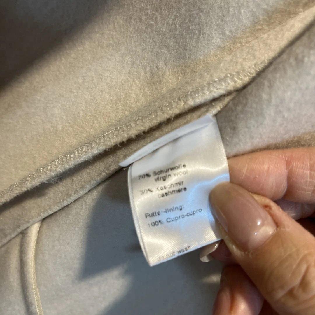 期間SALE ！AKRIS チェスターコート クリーム色