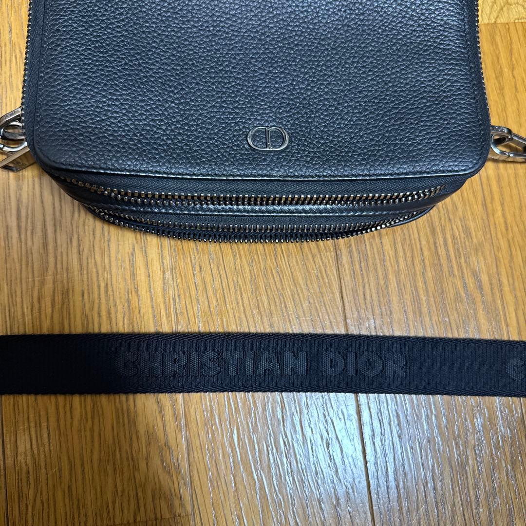 @Tomo　DIORジップ付きショルダーバッグ　モンクレ　ニットダウン