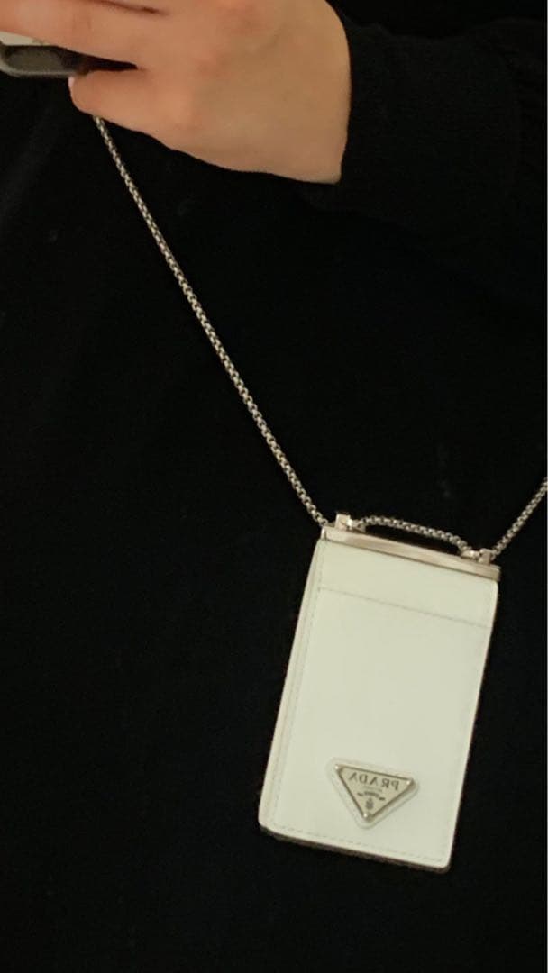 【美品】正規品Prada プラダ　カードケース　チェーン付き