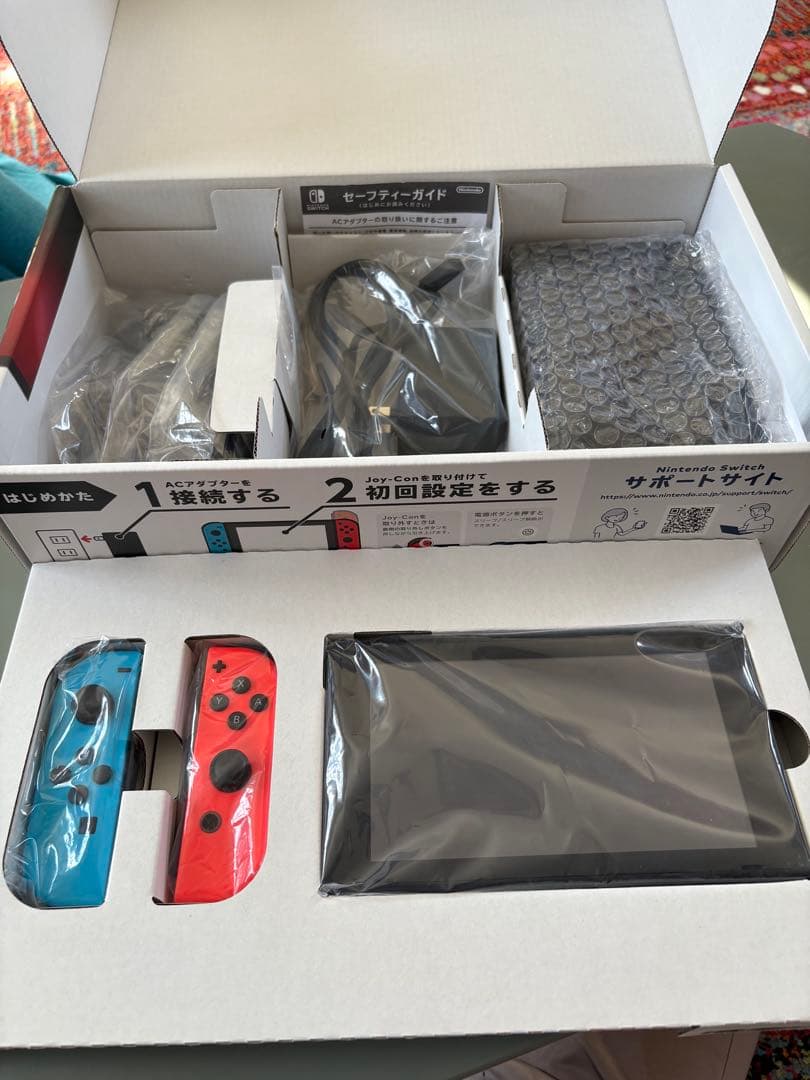 Nintendo Switch 本体 赤/青 付属品付き