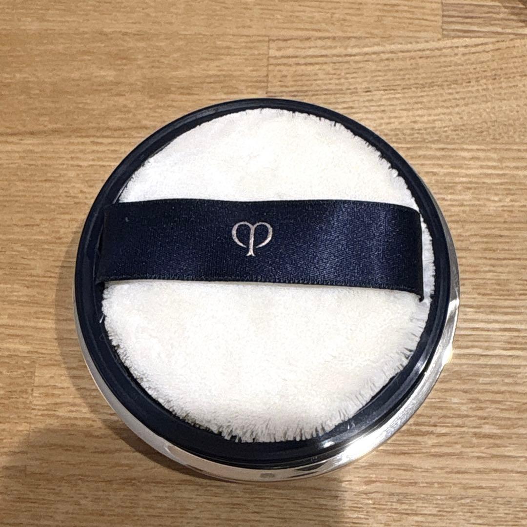 クレドポーボーテ プードルトランスパラントn 1ライト　資生堂　フェイスパウダー