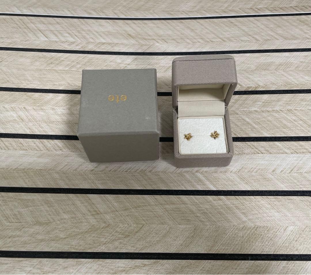 ete フラワーピアス　未使用