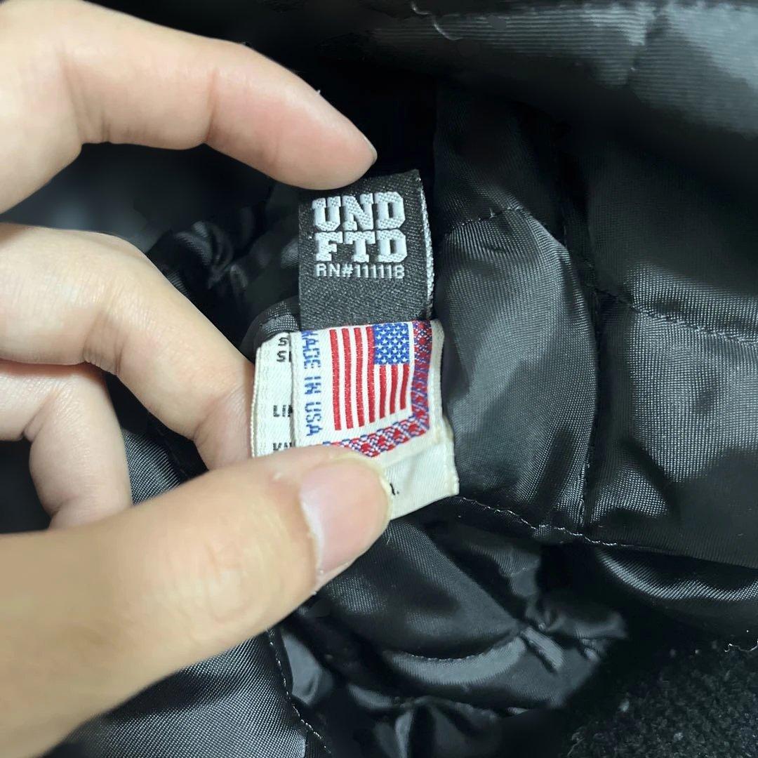 UNDEFEATED スタジャン XL フルデコ　袖レザー