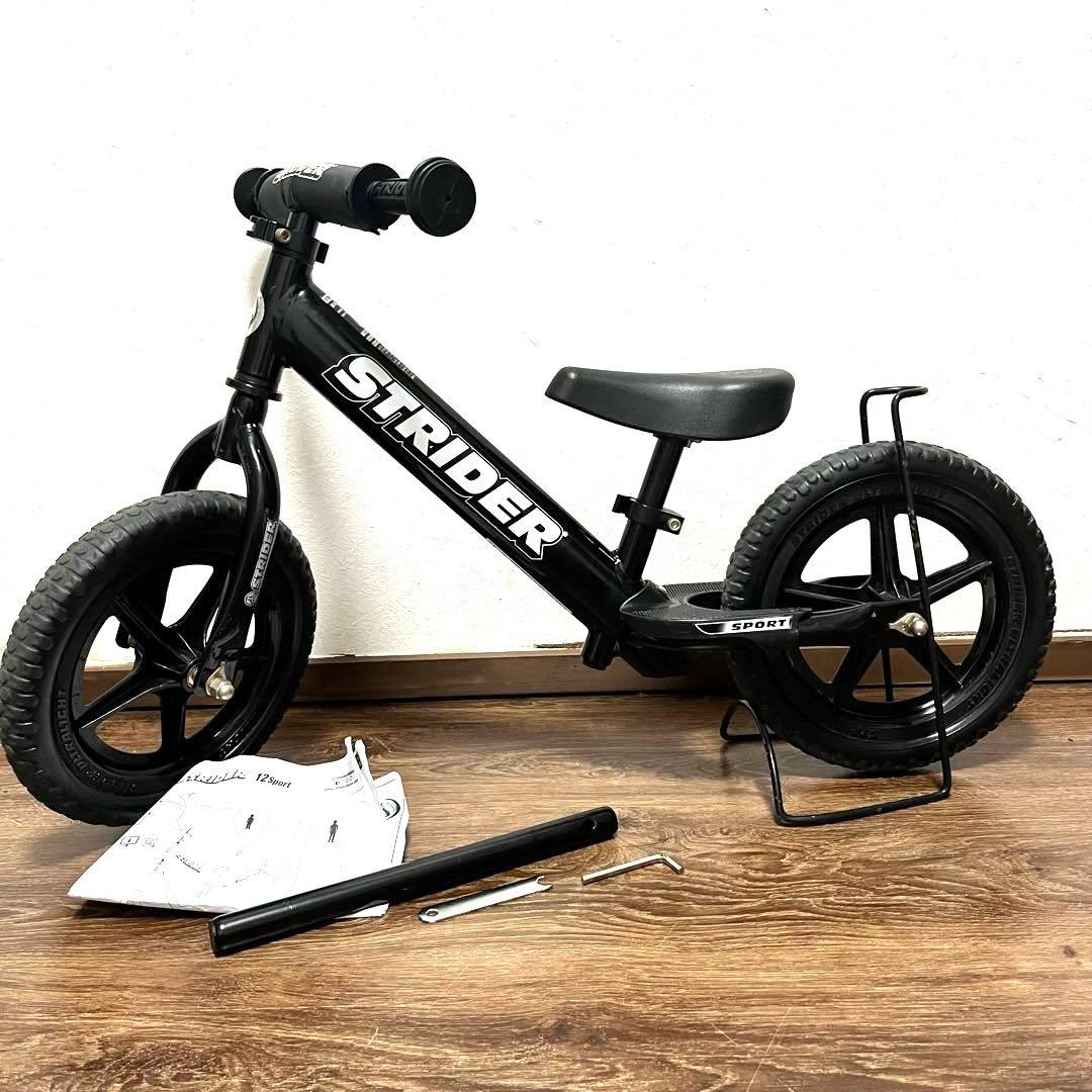 ひーちゃん　ストライダー スポーツ ブラック 12インチ 付属品多数