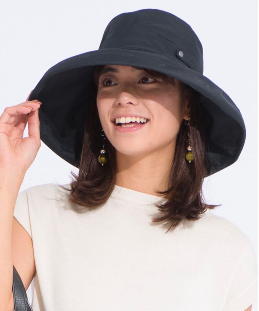 サンバリア100 トラベルハット　Mサイズ