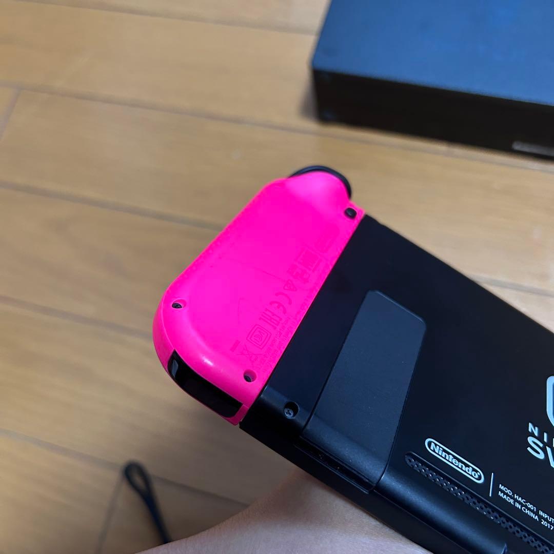 バ*リ様 【美品】 NintendoSwitch 2017 本体