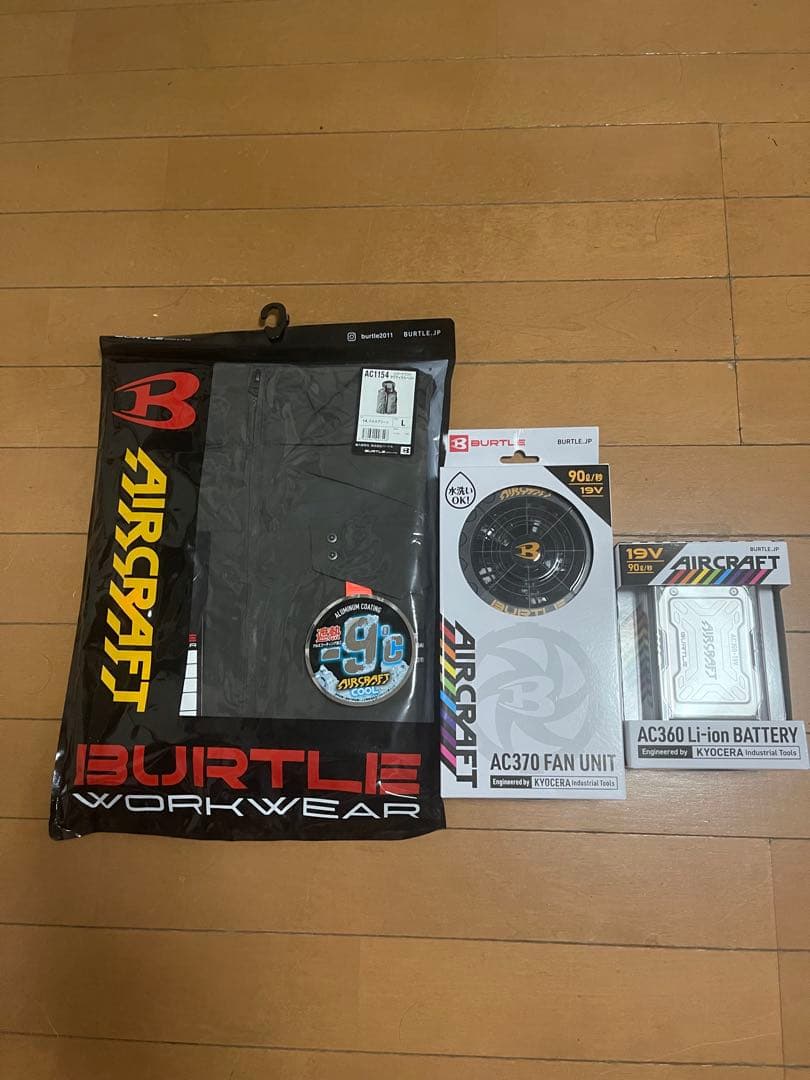 BURTLE AIRCRAFT Tシャツ・ファン・バッテリーセット