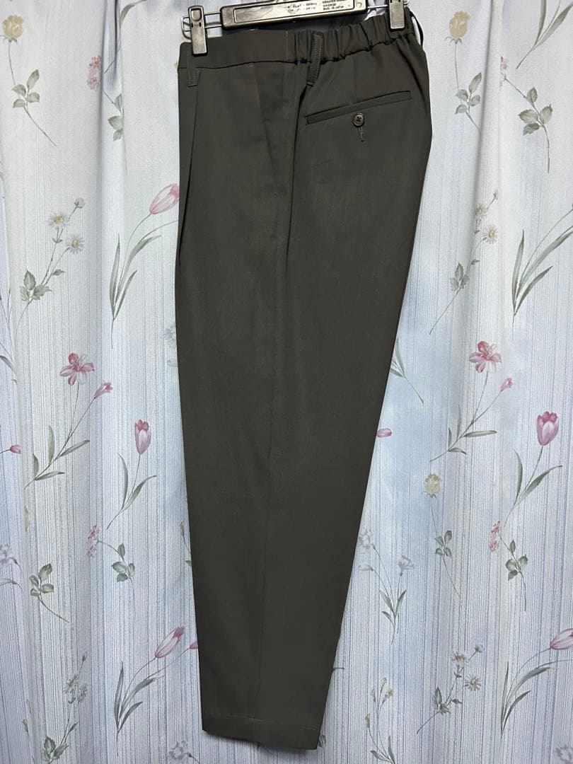 【新品同様】VISTO WOOLペグトップテーパードパンツ ダークグレー24AW