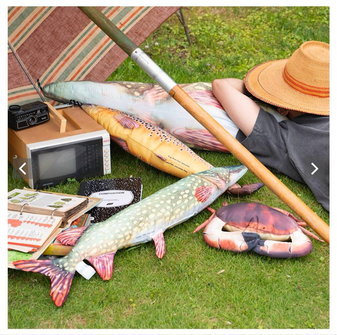 新品未開封　dulton クッション　セット　魚・蟹