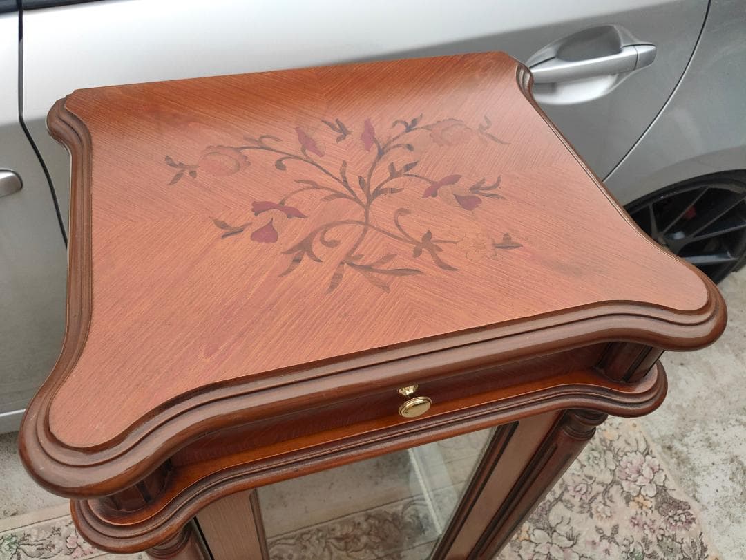 象嵌入り(イタリア製)コンソール☆ガラスショーケース☆コレクション収納(美品)