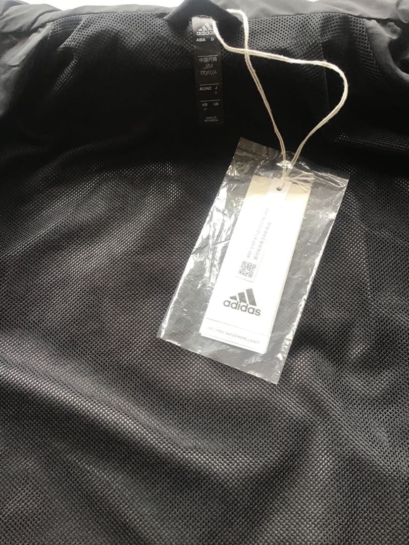 アディダス　ウインドブレーカー　スリーストライプス RAIN. RDYジャケット