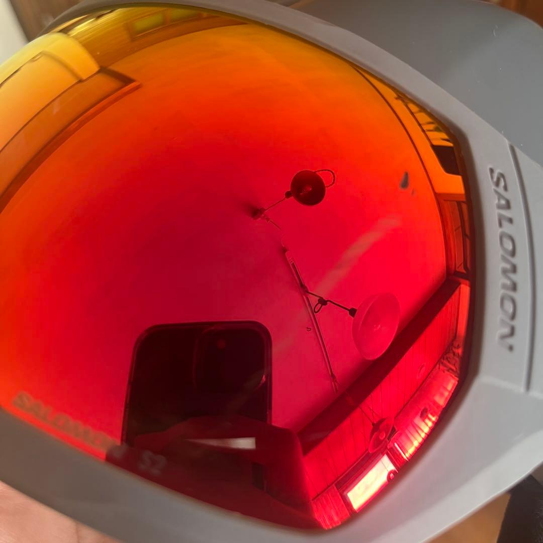 Salomonヘルメット