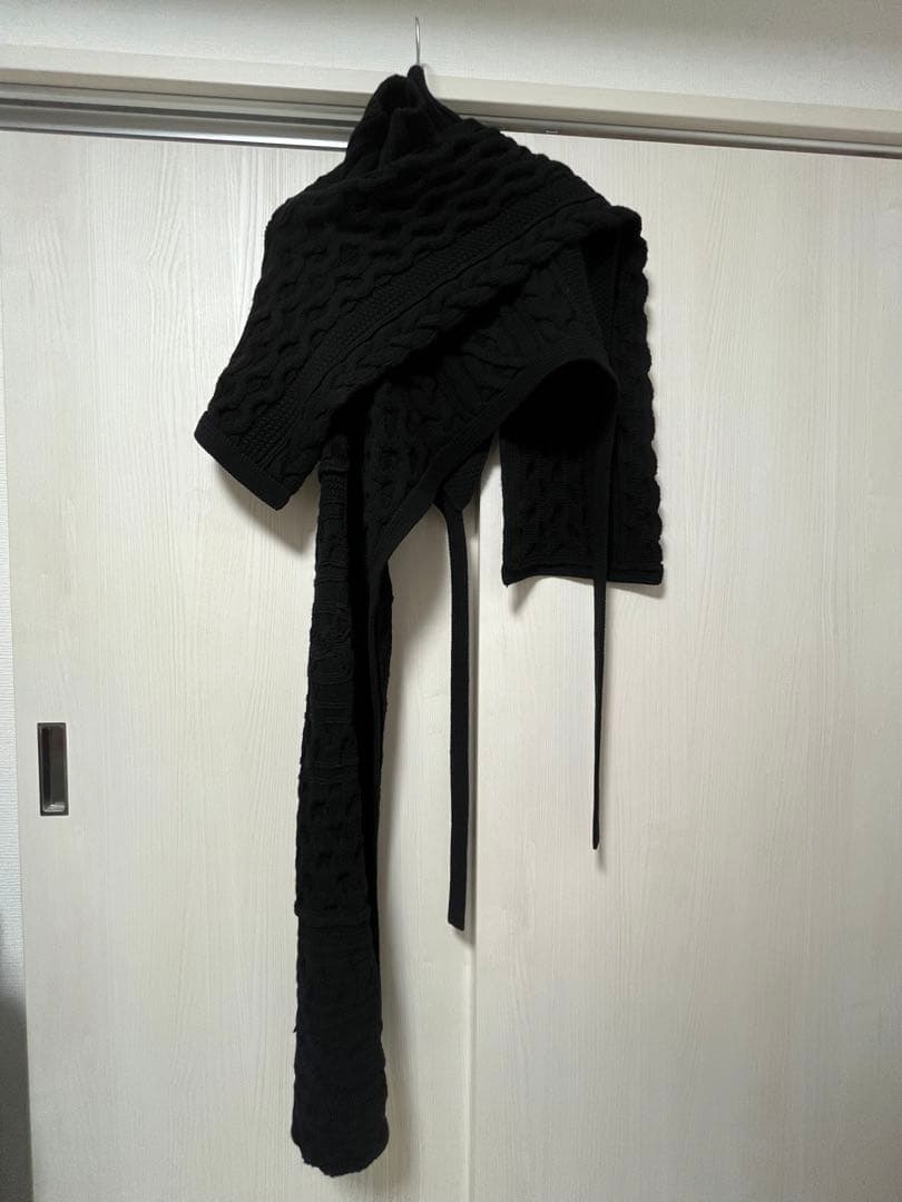 Tamme タム 黒 ケーブルニット風 ロングマフラー