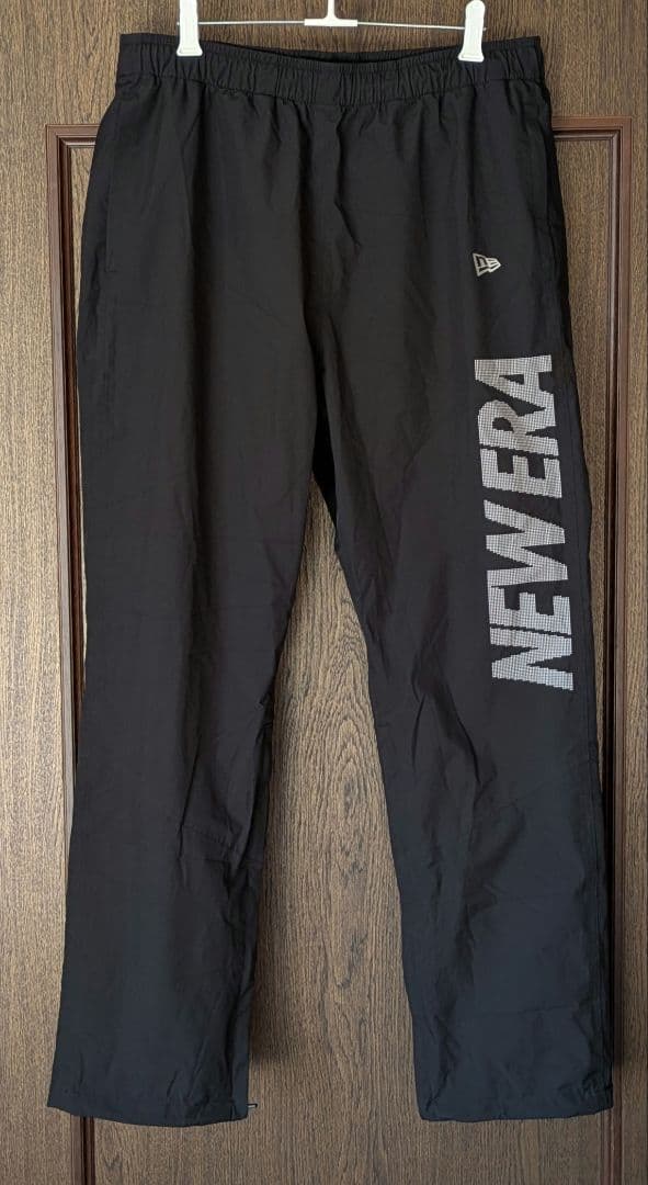 ニューエラ　シャカシャカ黒セットアップ上下　パンツ　ジャケット
