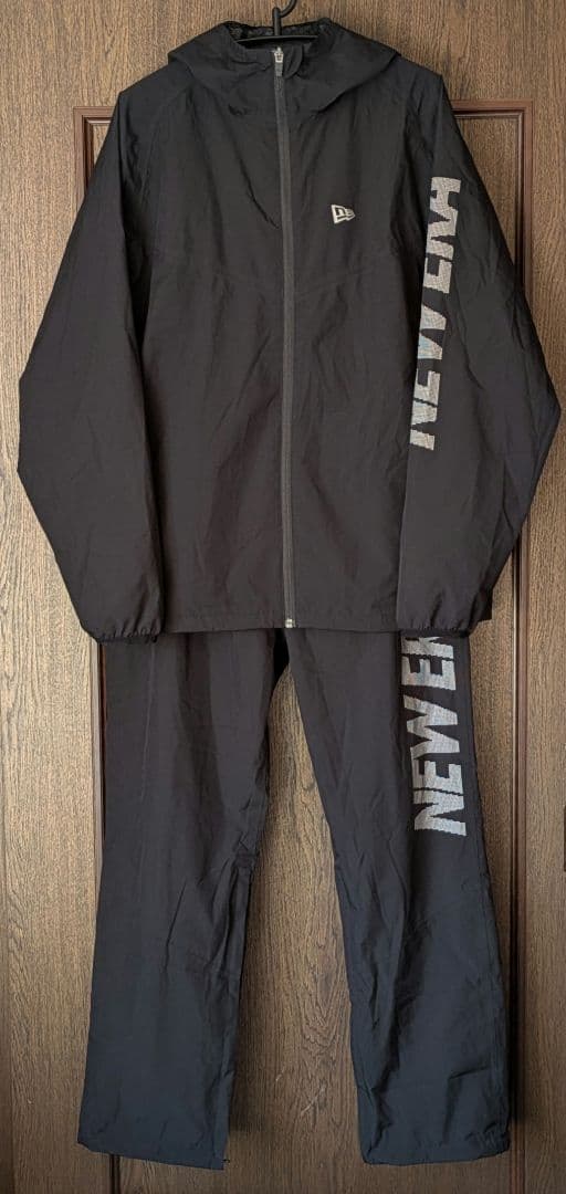 ニューエラ　シャカシャカ黒セットアップ上下　パンツ　ジャケット