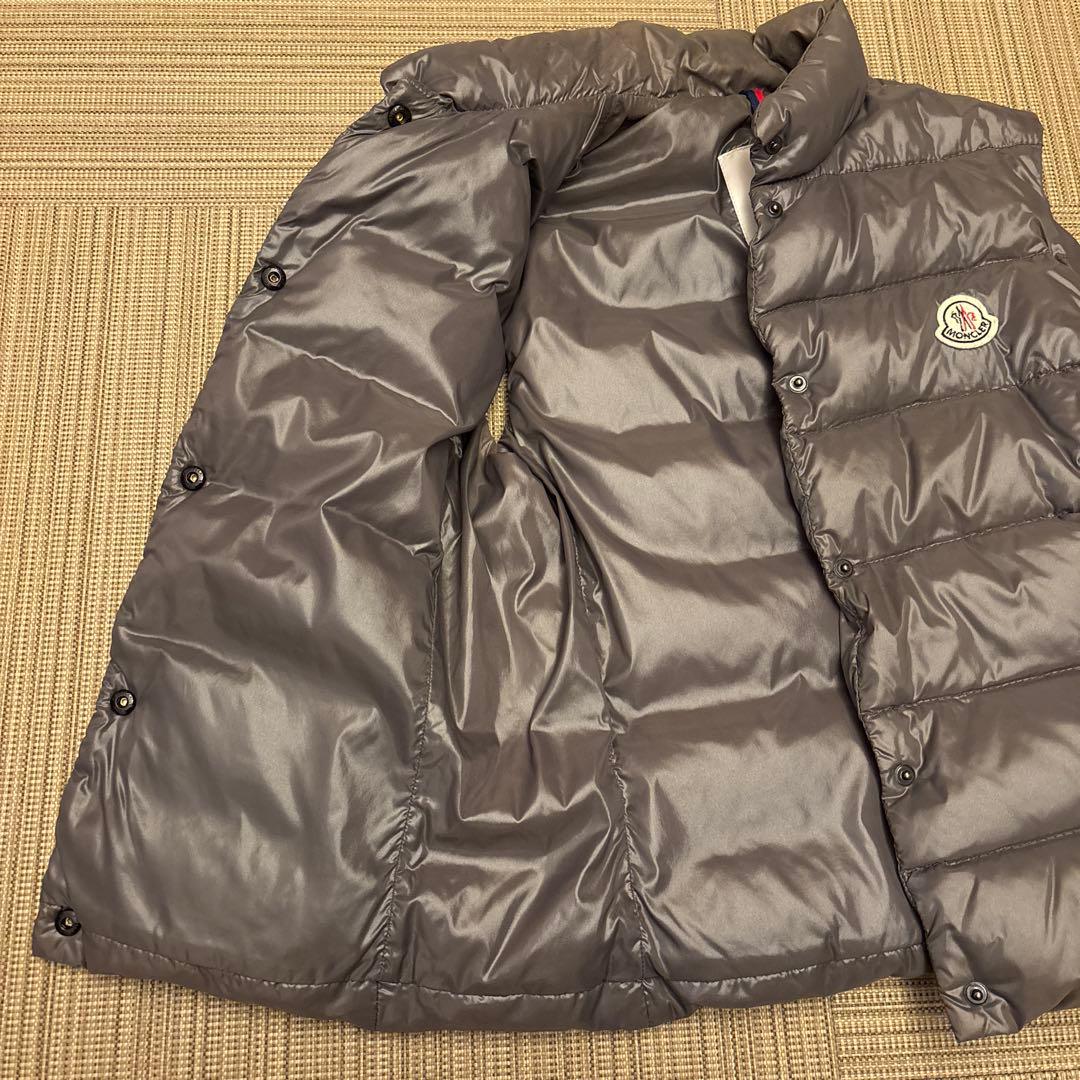 MONCLER（モンクレール）ダウンベスト GHANA（ガーナ）