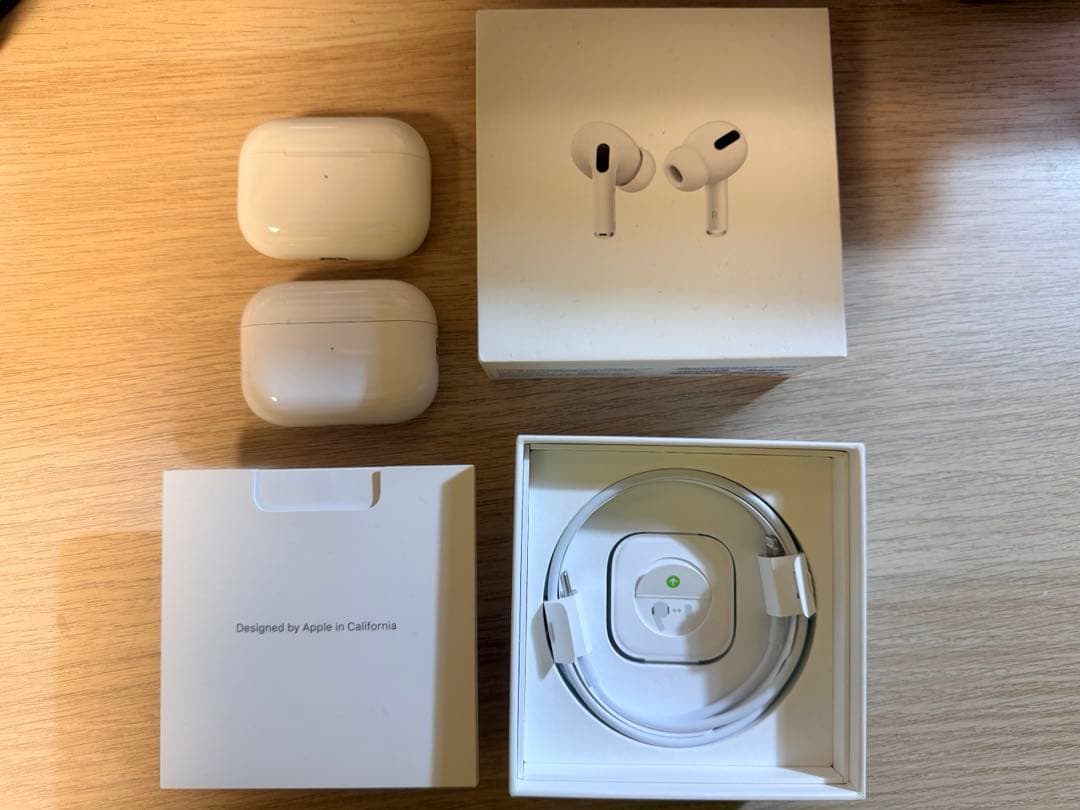 おまけ付き AirPods Pro 第一世代　タイプCワイヤレス充電ケース付き
