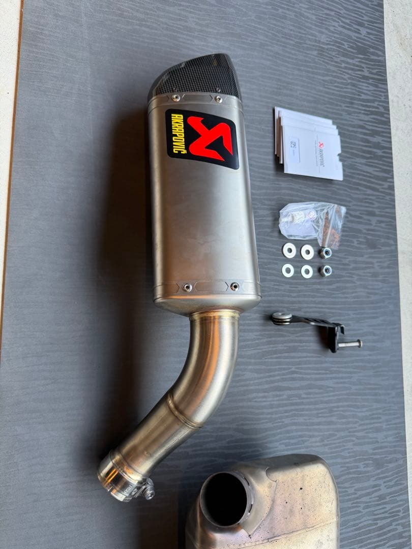 パーツ Akrapovic Racing Homologated Exhaust