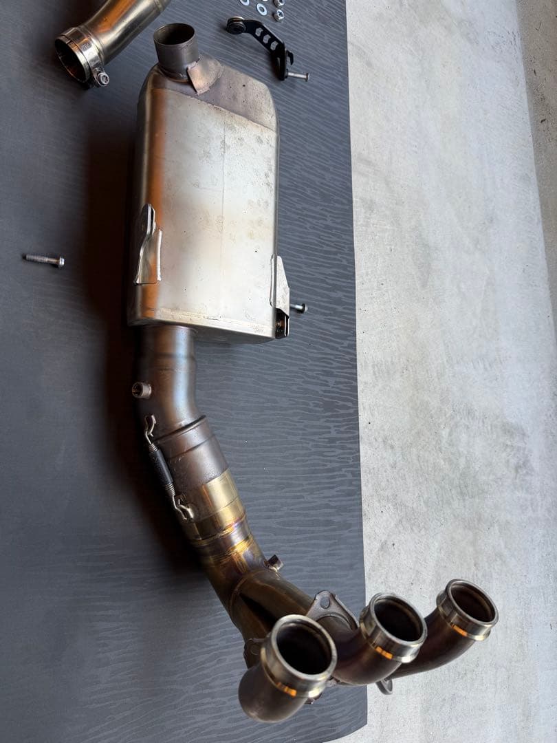 パーツ Akrapovic Racing Homologated Exhaust