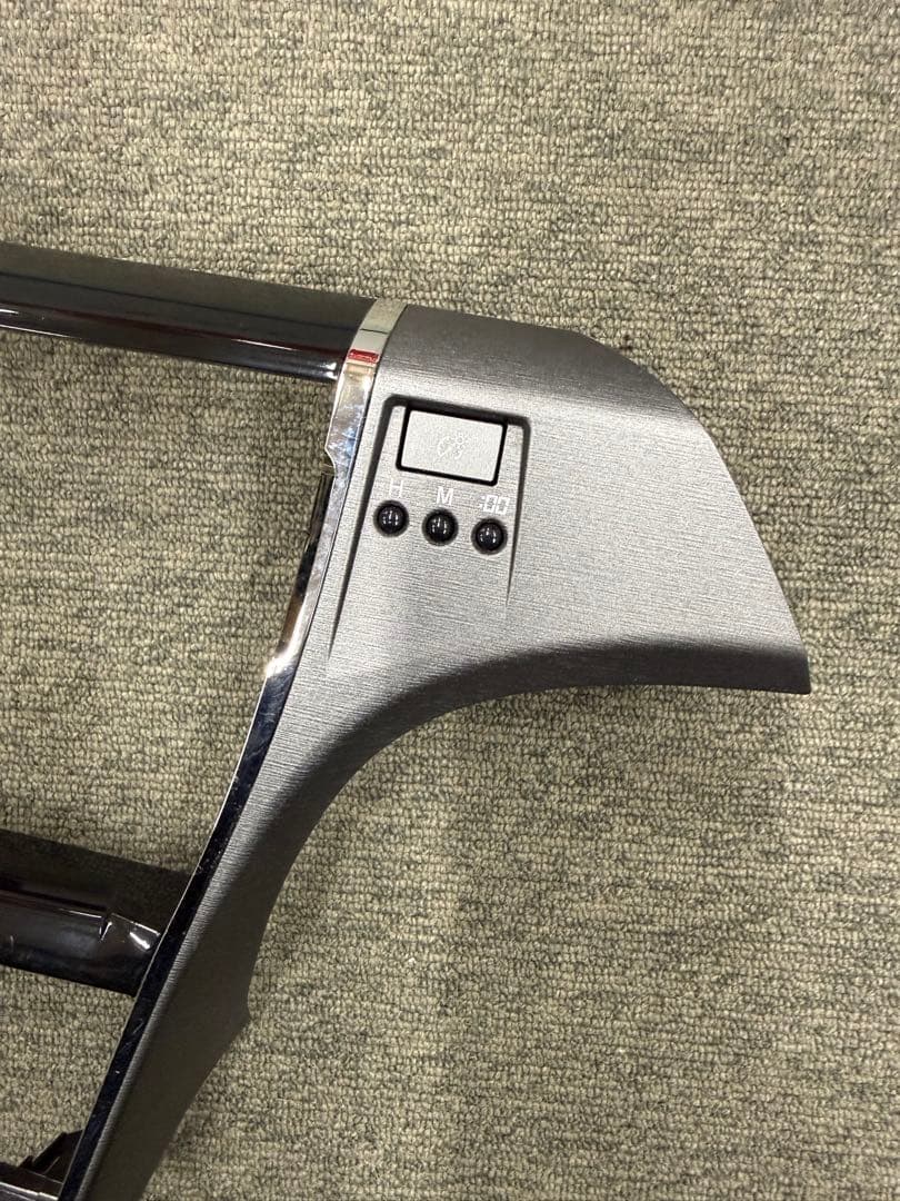 30プリウス　アルパイン　9インチ　ナビ枠