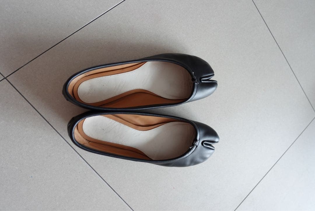 マルジェラ　足袋ブーツ　黒　パンプス　バレーシューズ