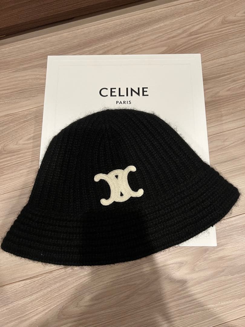 セリーヌ バケットニットハット