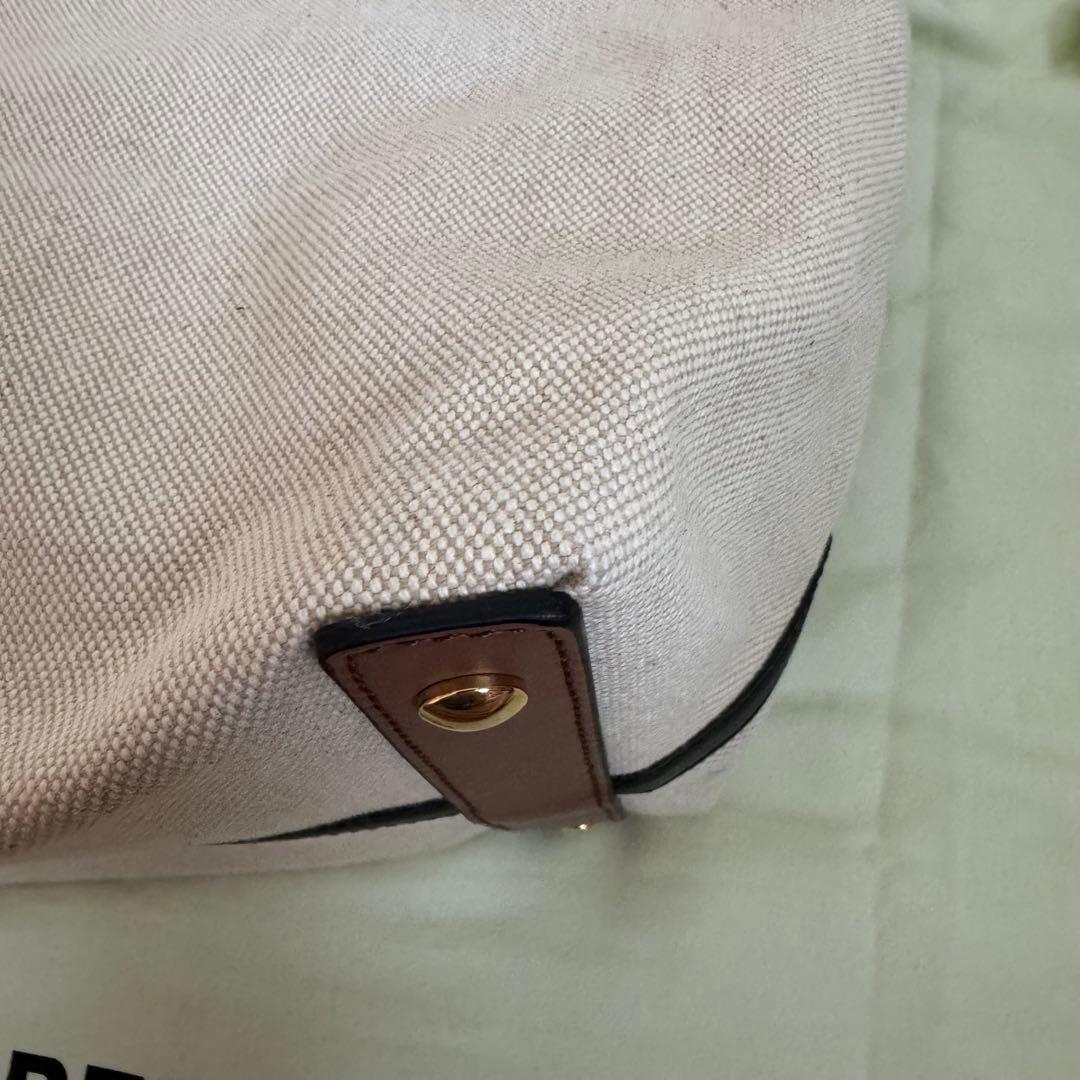 BURBERRY ラージ　ソフトベルト　トート　キャンバス　レザー　大容量