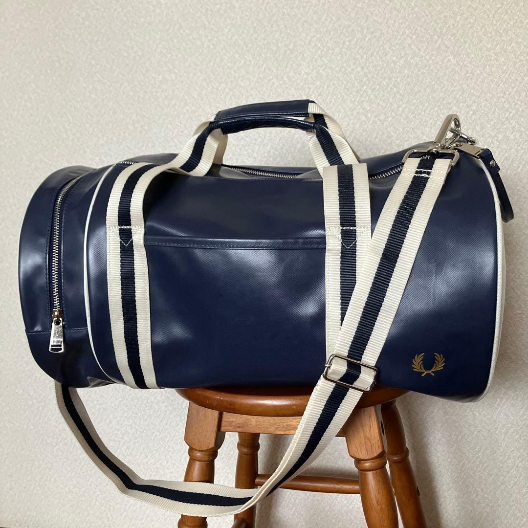FRED PERRY ドラムバッグ ボストンバッグ