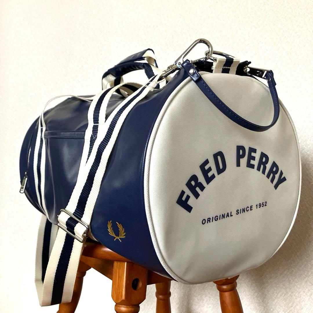FRED PERRY ドラムバッグ ボストンバッグ