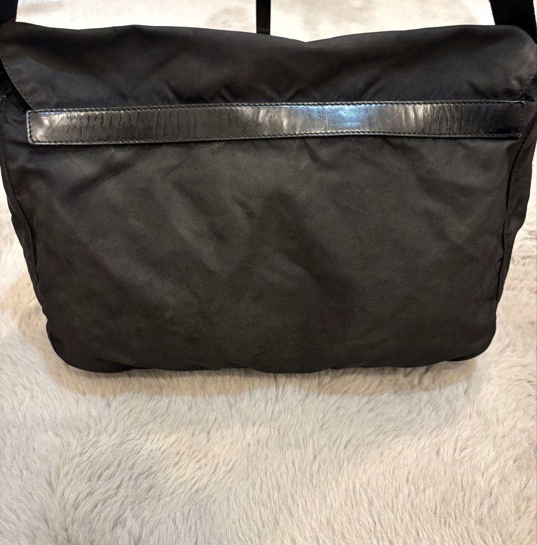 ✨美品✨プラダ ショルダーバッグ 三角ロゴ ナイロン ブラック メッセンジャー