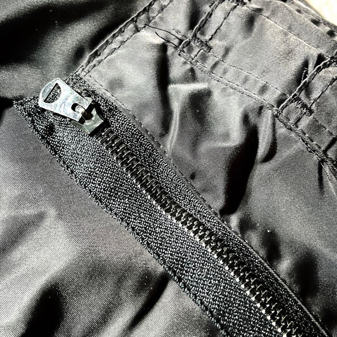 USA製 レザー革胸タグ　90S アヴィレックス MA-1 フライトジャケット