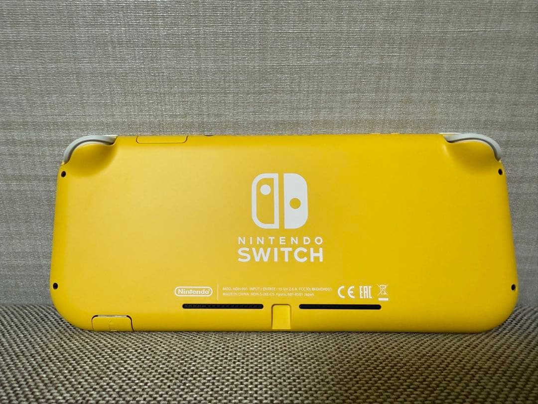 Nintendo Switch Lite イエロー 本体　おまけ付き