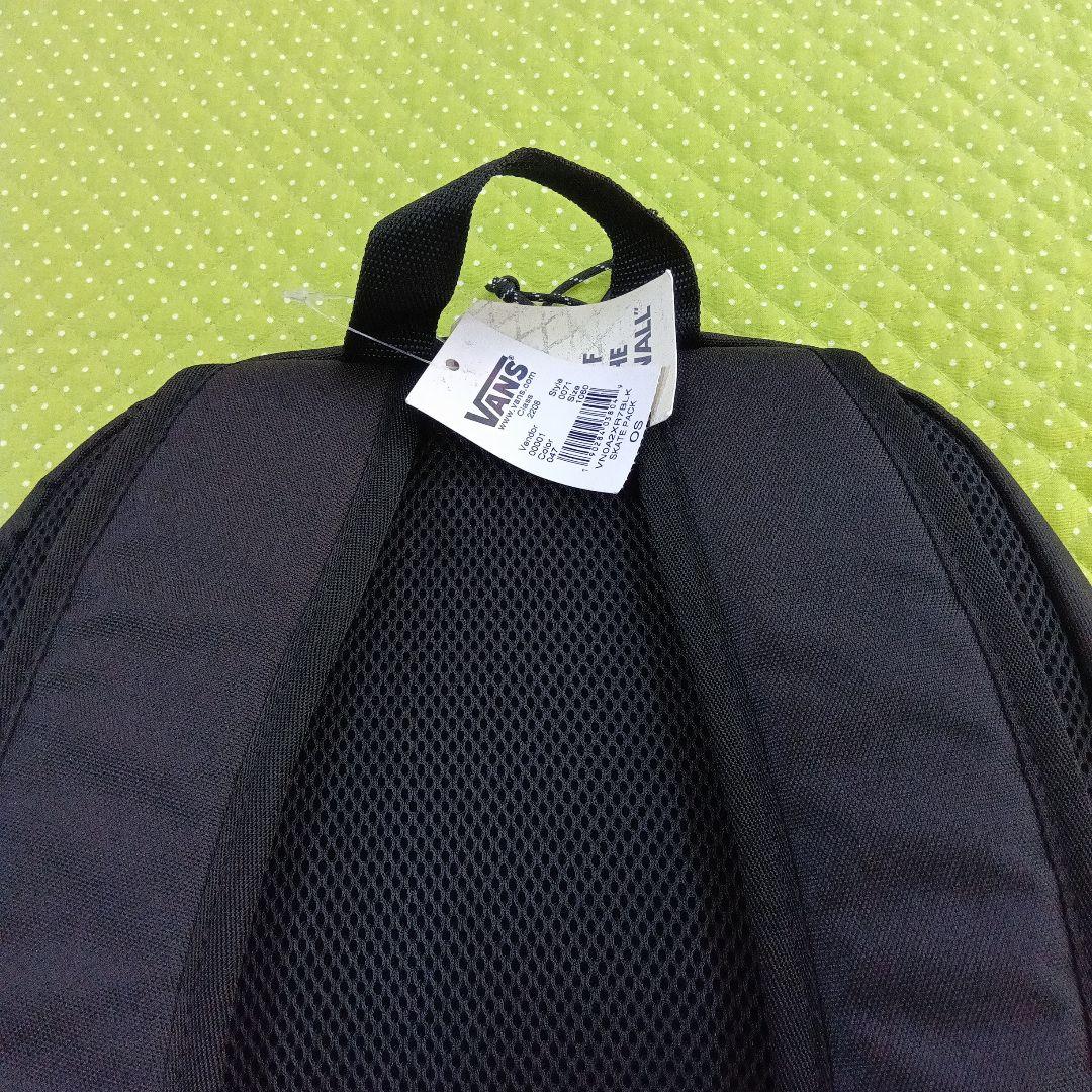 未使用品　VANS　バックパック　リュック　スケボー　大容量　黒　ストリート