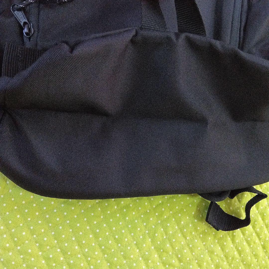 未使用品　VANS　バックパック　リュック　スケボー　大容量　黒　ストリート