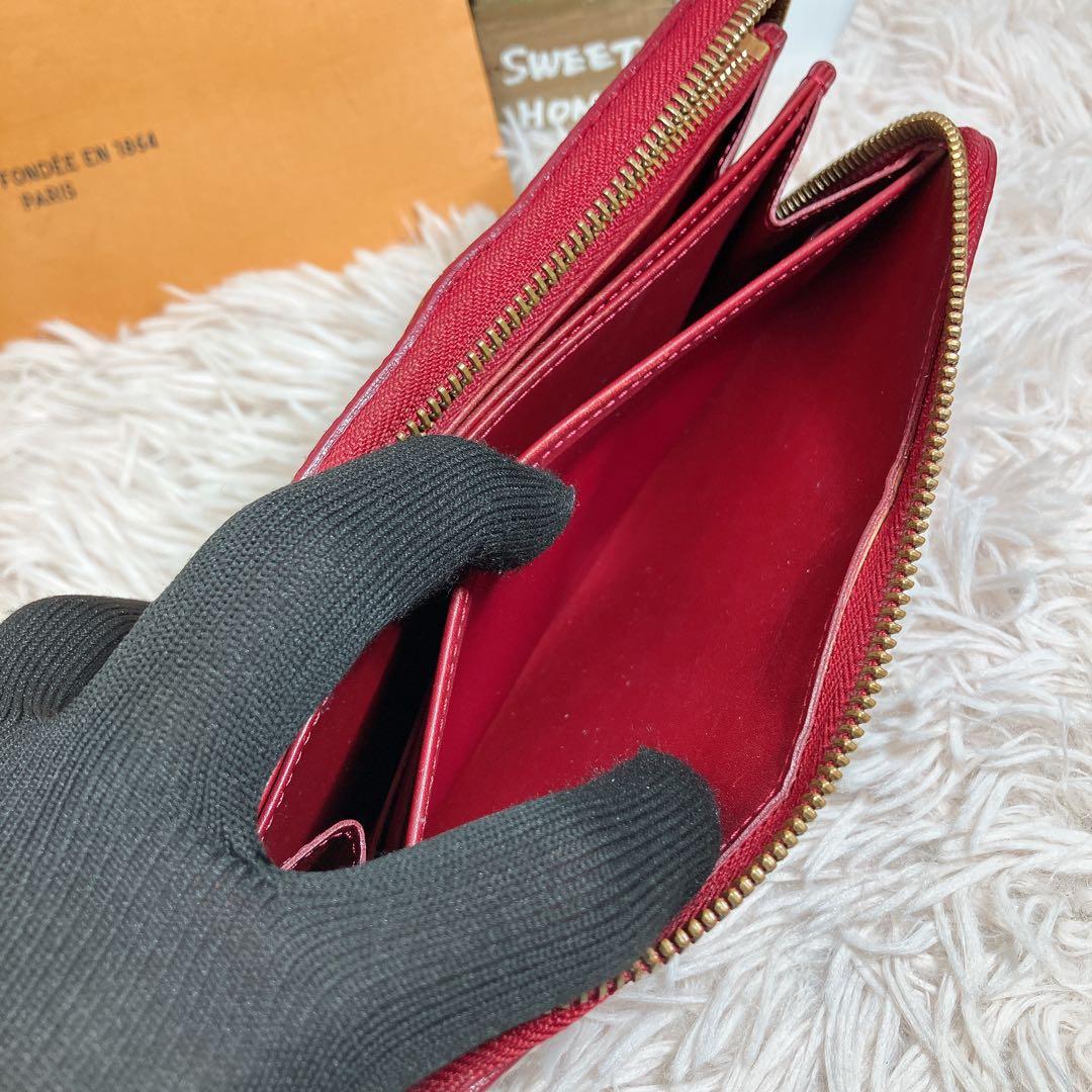 美品 ルイヴィトン ヴェルニ エナメル ジッピーウォレット レッド パテント