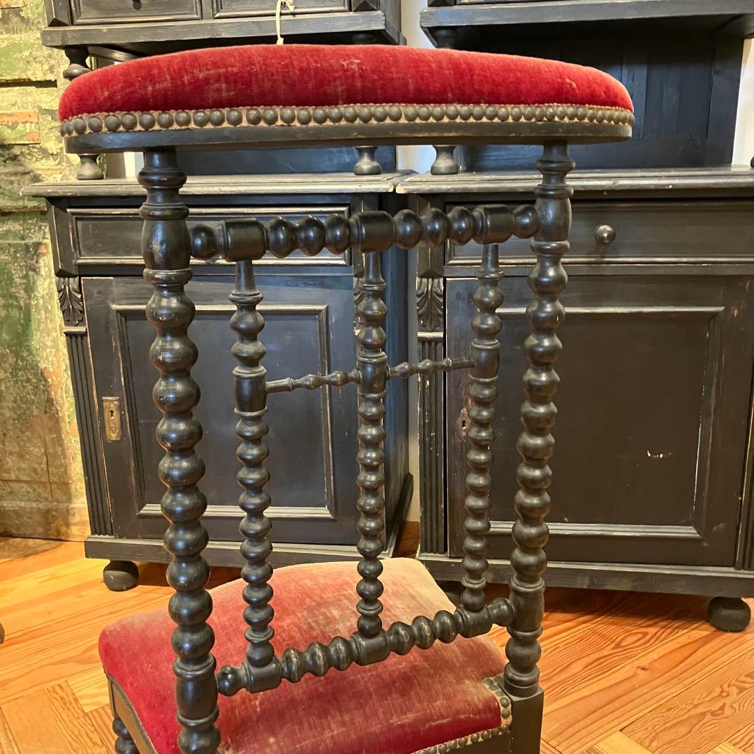 アンティークチェア　ロータイプ　赤