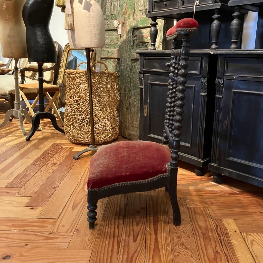 アンティークチェア　ロータイプ　赤