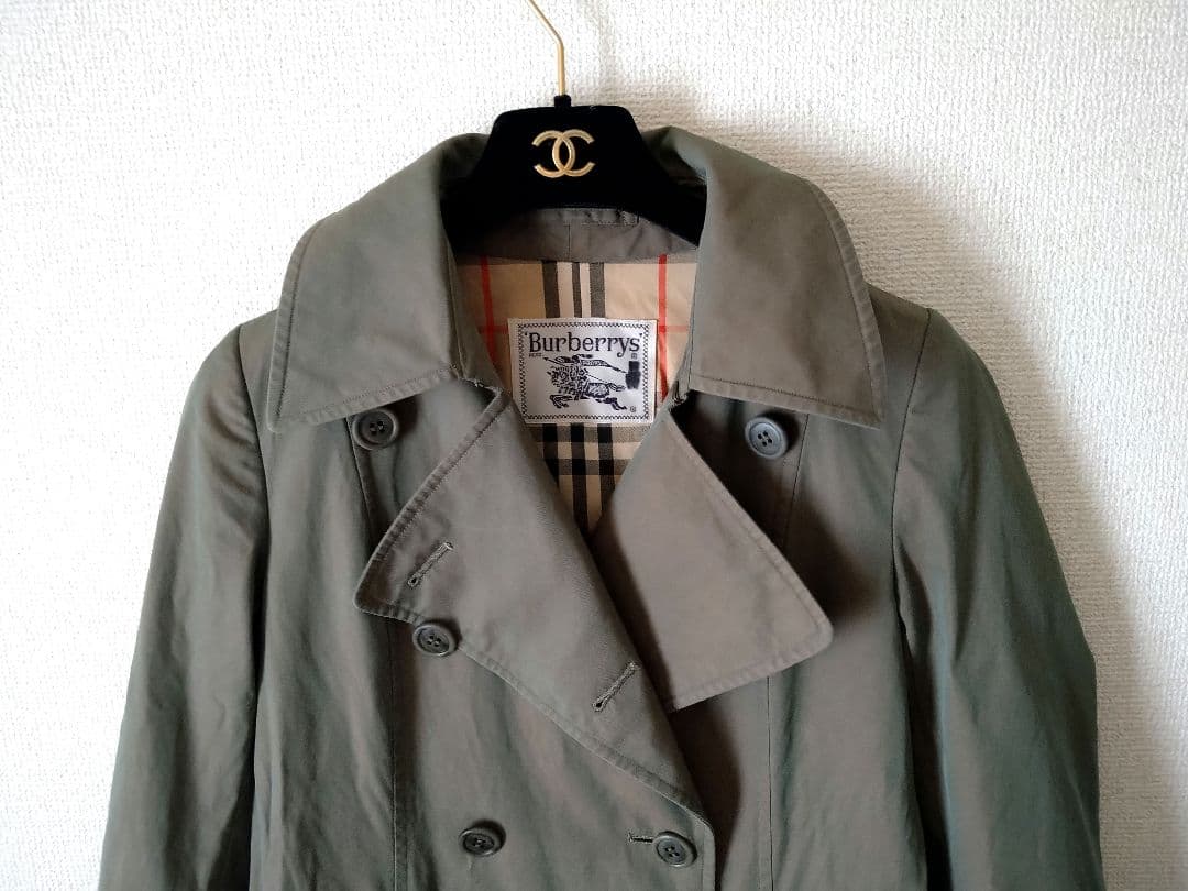 BURBERRY　オリーブグリーン ダブルブレスト トレンチコート　バーバリー