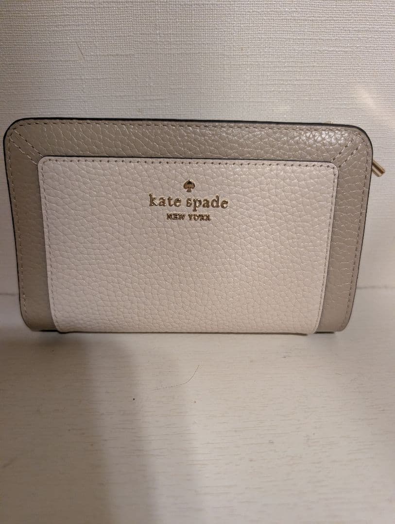 kate spade 二つ折り財布 ホワイト/ベージュ