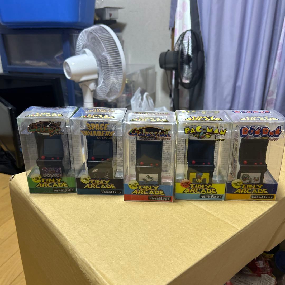 タイニーアーケード　パックマン、スペースインベーダーなど5台セット新品未開封